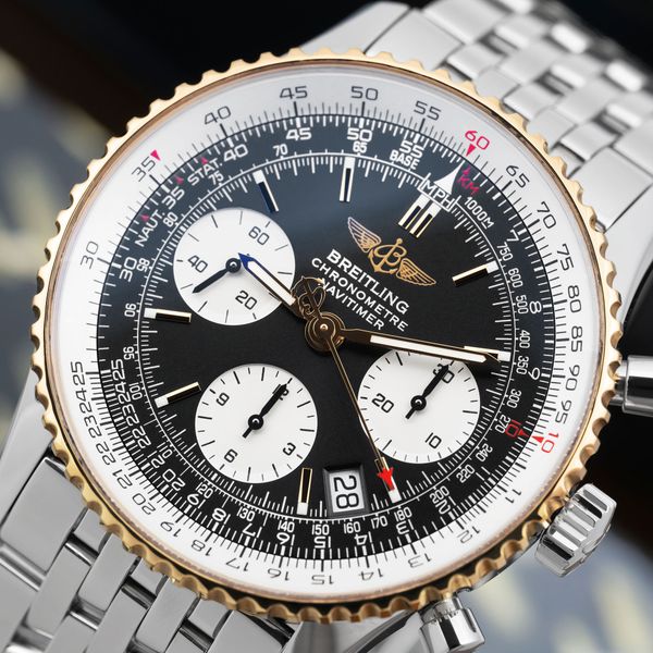 Breitling Navitimer D23322